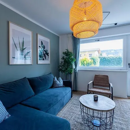 Nyaraló Kuscheliges Haeuschen In Idyllischer Nachbarschaft