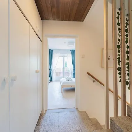 Kuscheliges Haeuschen In Idyllischer Nachbarschaft Innsbruck