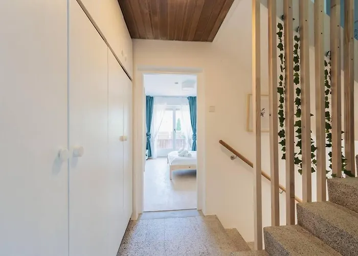 Kuscheliges Haeuschen In Idyllischer Nachbarschaft 因斯布鲁克